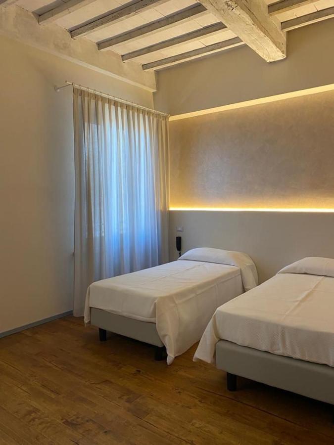 Albergo Roma ブオンコンヴェント エクステリア 写真