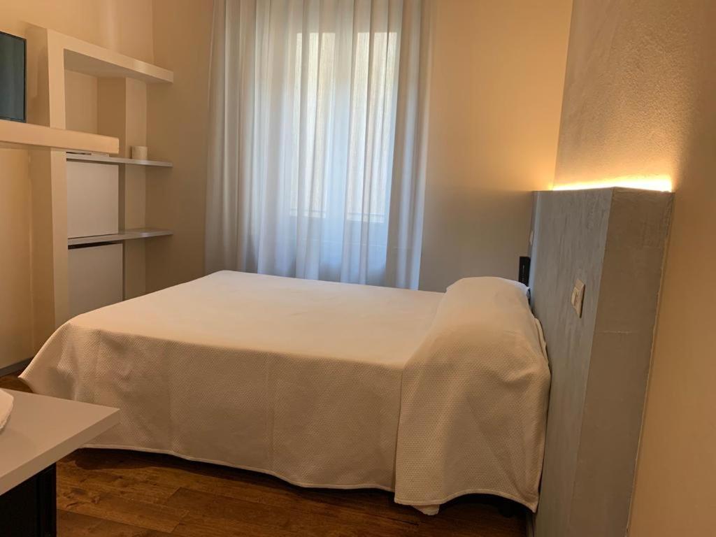 Albergo Roma ブオンコンヴェント エクステリア 写真